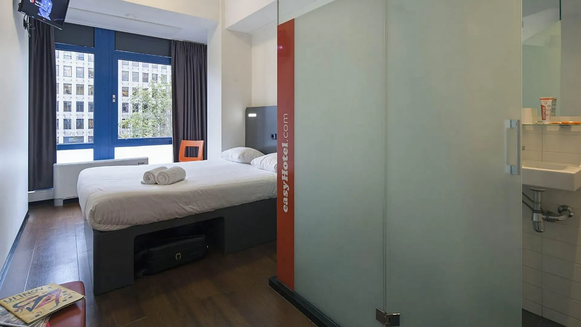 Easyhotel Rotterdam City Centre
